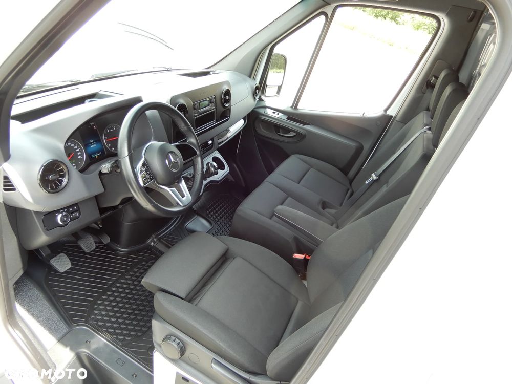 Mercedes-Benz SPRINTER 319 CDI 3.0 V6 190 KM Winda Załadowcza BÄR 600 Kg Udźwig Furgon Blaszak Maxi 4325 mm 1095 Kg Ładowności Wzmacniany Stan Jak Nowy UNIKAT MEGA OKAZJA POLECAM - 34