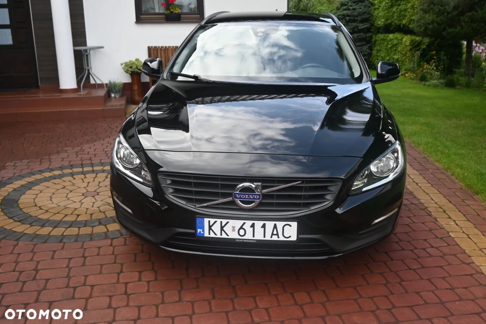 Volvo V60 D2 Drive-E Dynamic Edition (Kinetic) - 9