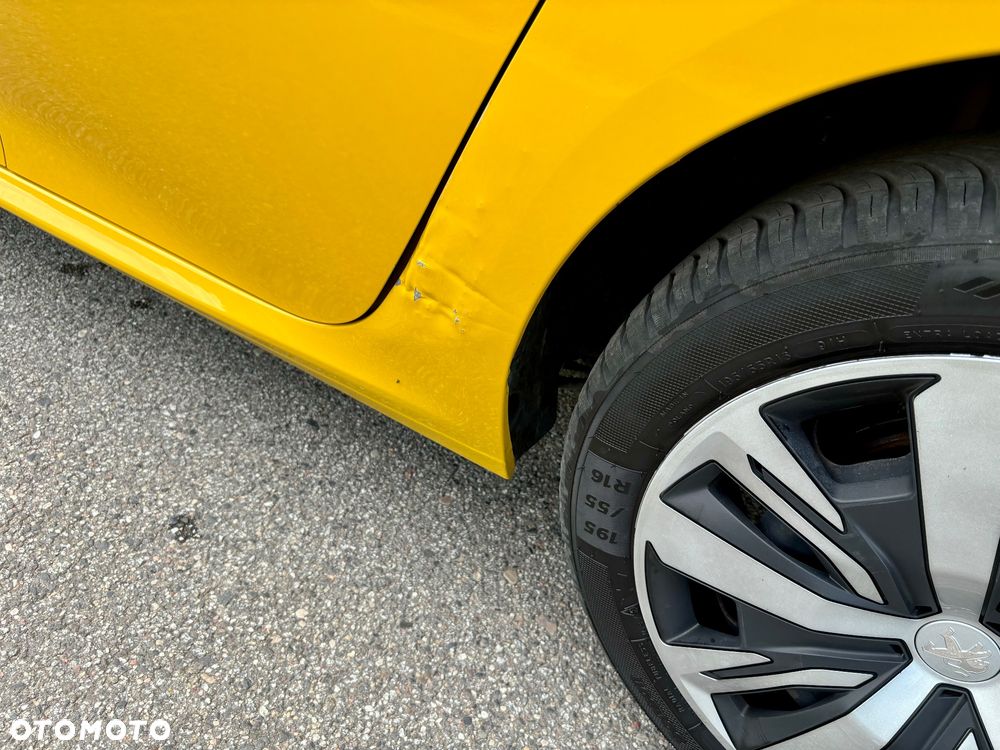 Peugeot 208 - 9