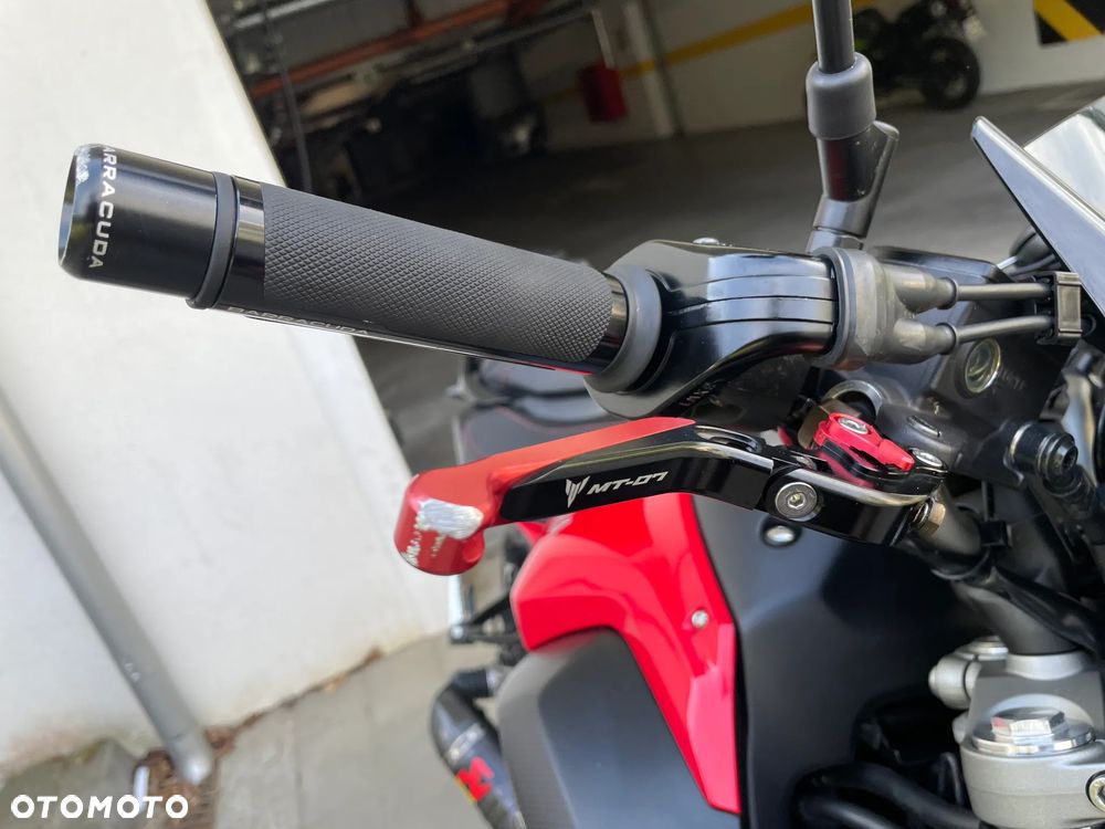 Yamaha MT - 20