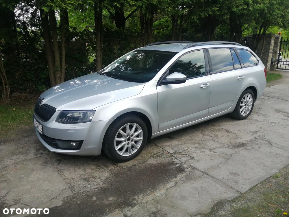 Skoda Octavia 1.6 TDI Style DSG - 11