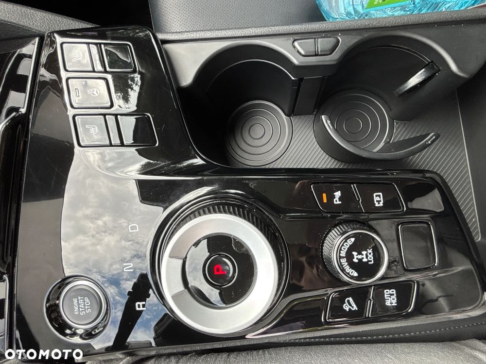 Kia Sportage 1.6 T-GDI HEV Business Line 4WD - 11