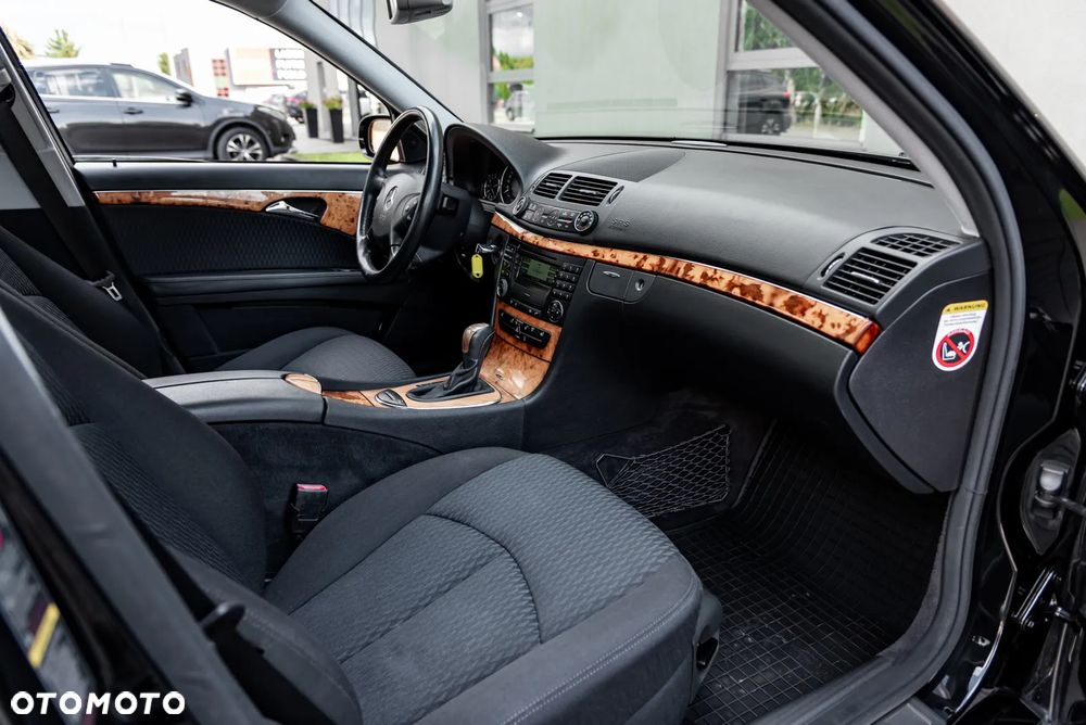 Mercedes-Benz Klasa E 200 Kompressor Automatik Elegance - 5