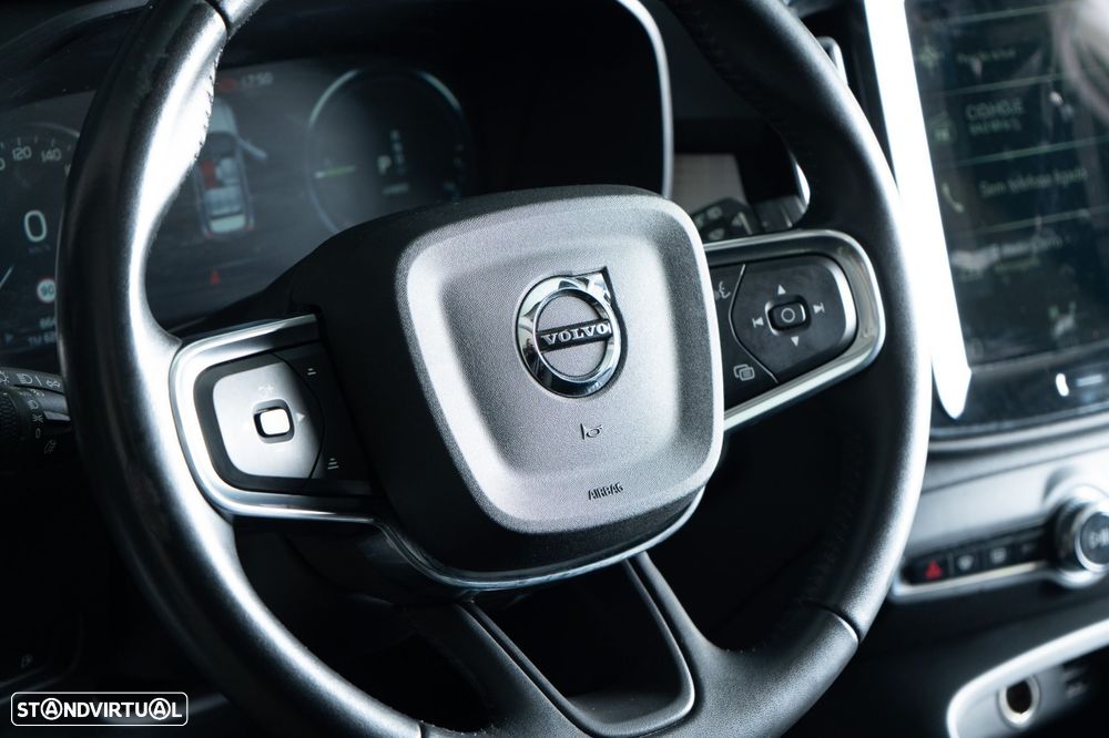 Volvo XC 40 1.5 T4 PHEV Essential - 21