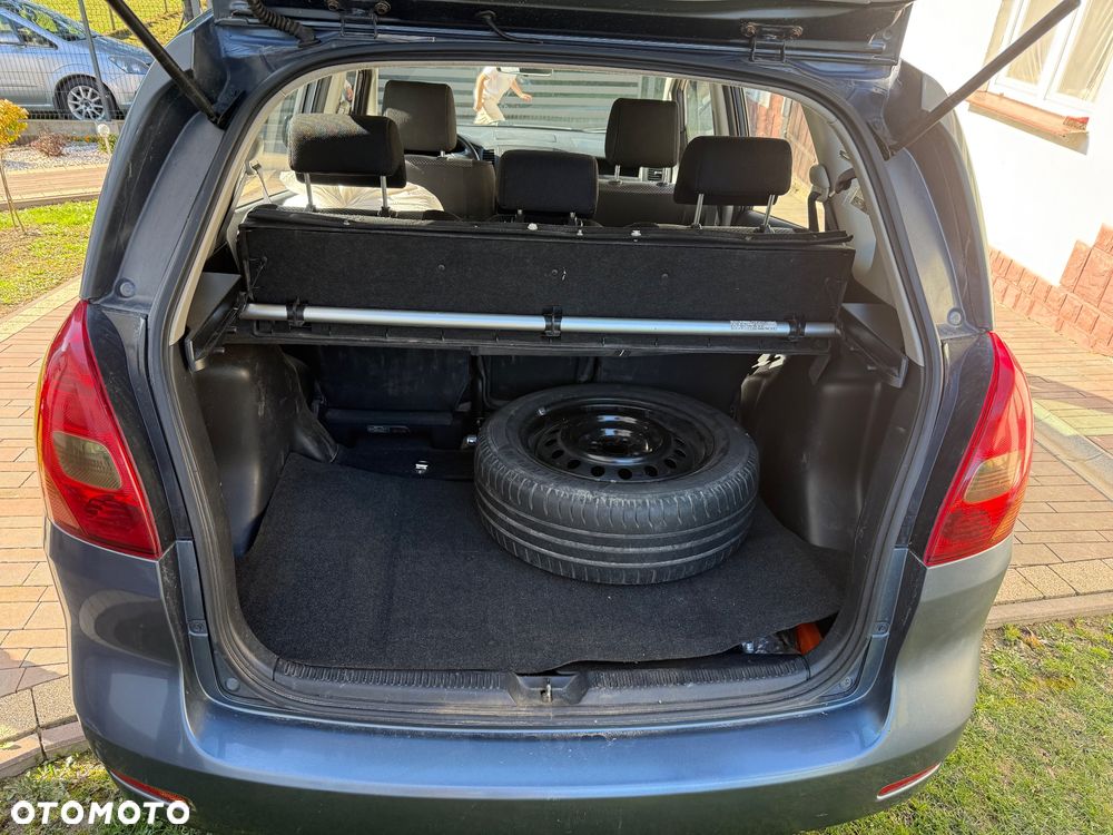 Toyota Corolla Verso 1.8 Sol - 7