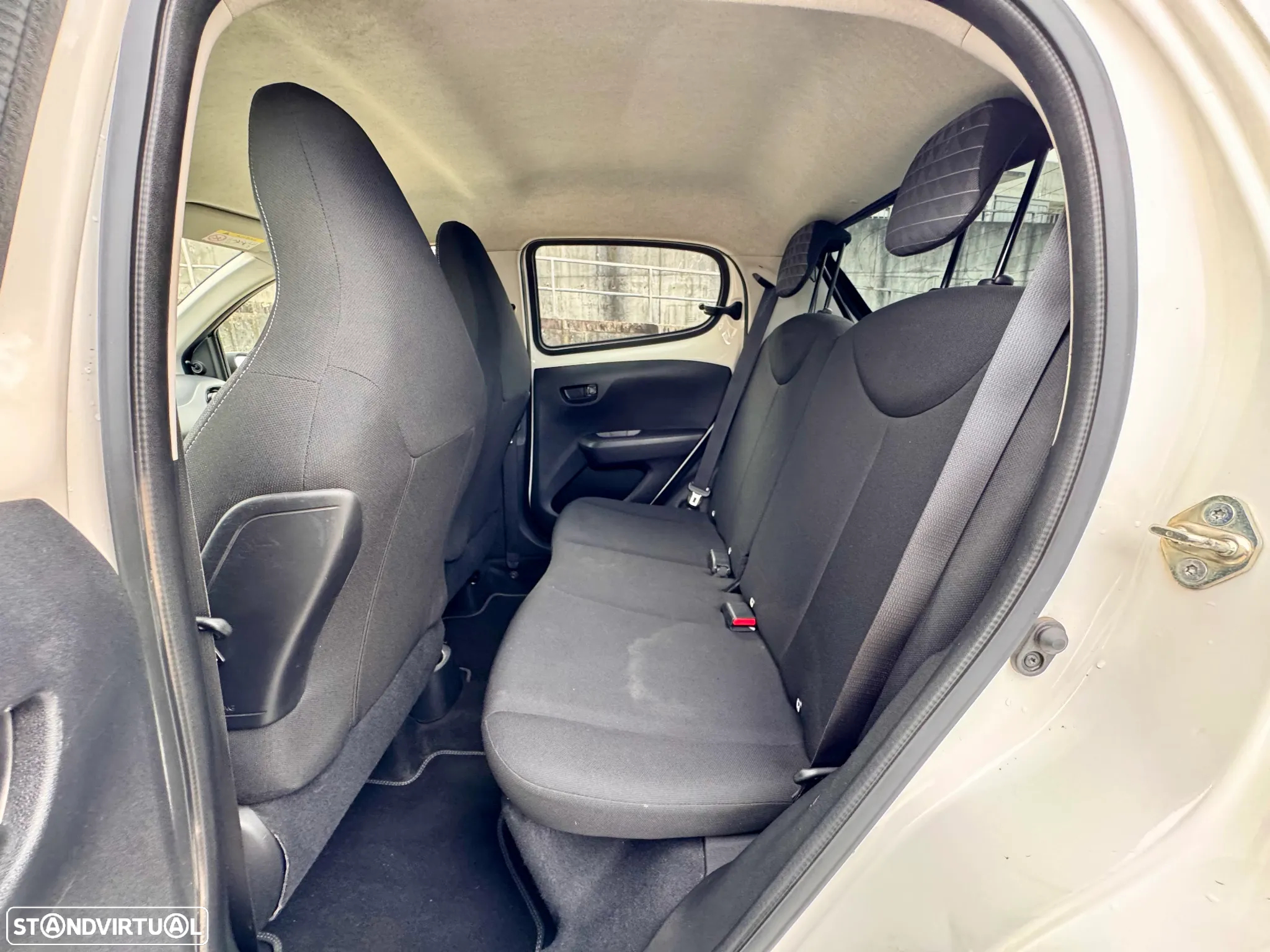 Peugeot 108 1.0 VTi Style - 24