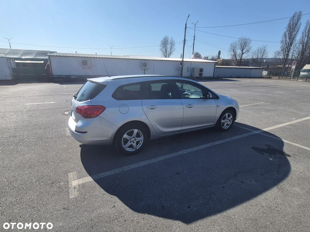 Opel Astra 1.4 Turbo - 17