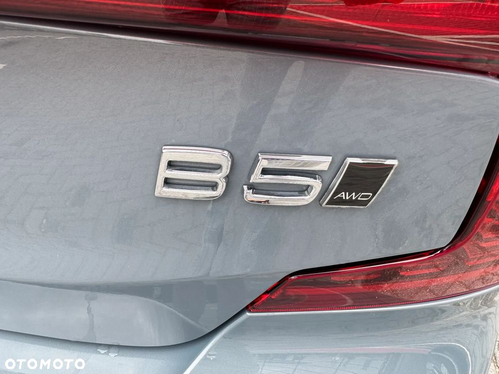 Volvo S60 B5 B AWD Plus Dark - 5
