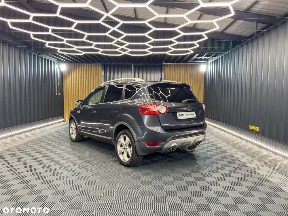 Ford Kuga 2.0 TDCi Titanium - 4
