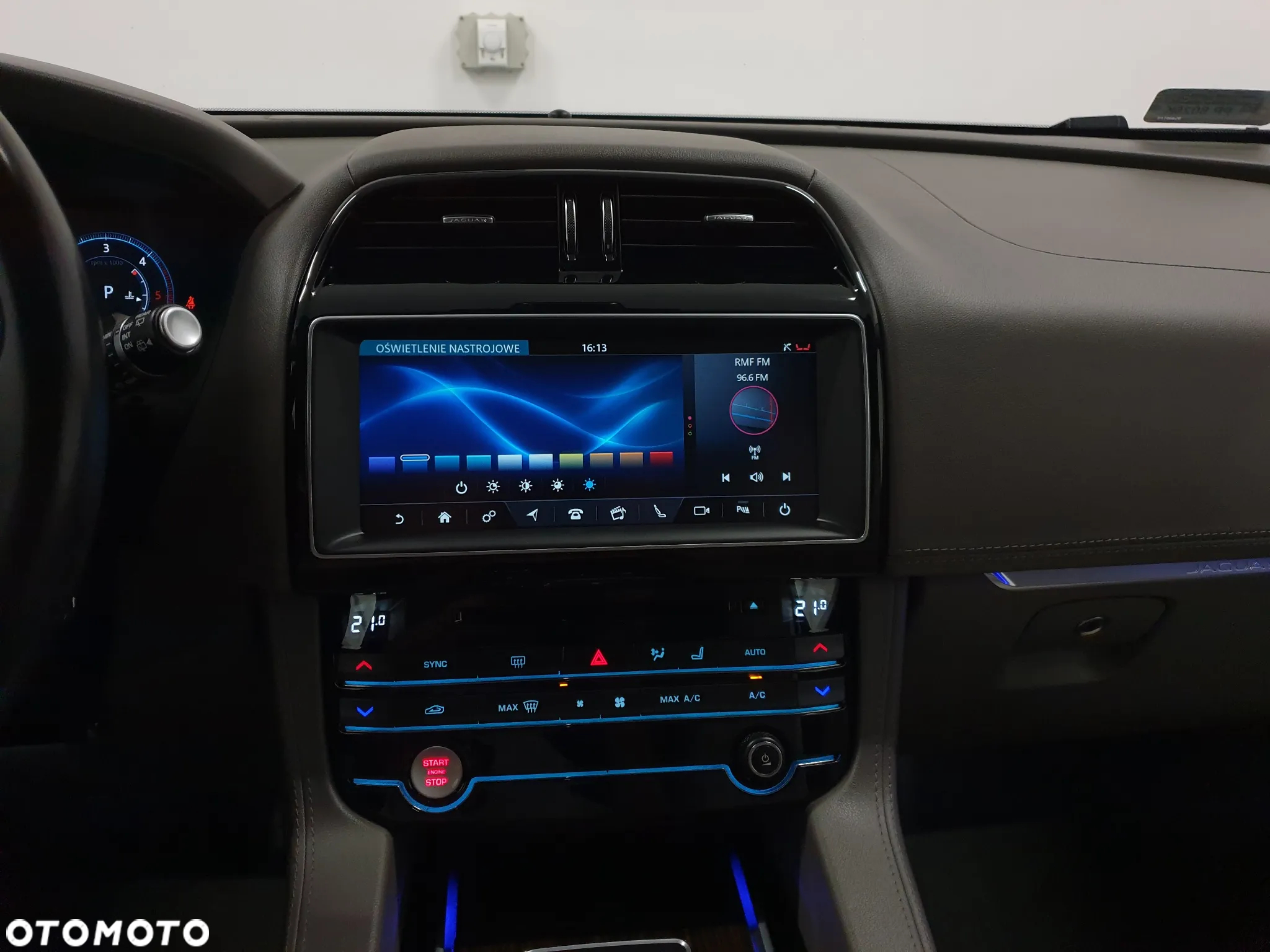 Jaguar F-Pace 2.0 i4D AWD R-Sport - 18