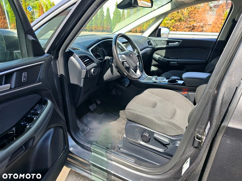 Ford S-Max 2.0 EcoBlue Titanium - 25