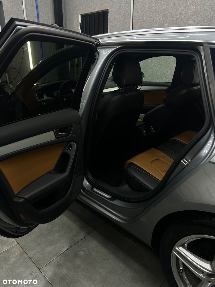 Audi A4 Avant 2.0 TDI DPF quattro S line Sportpaket - 13