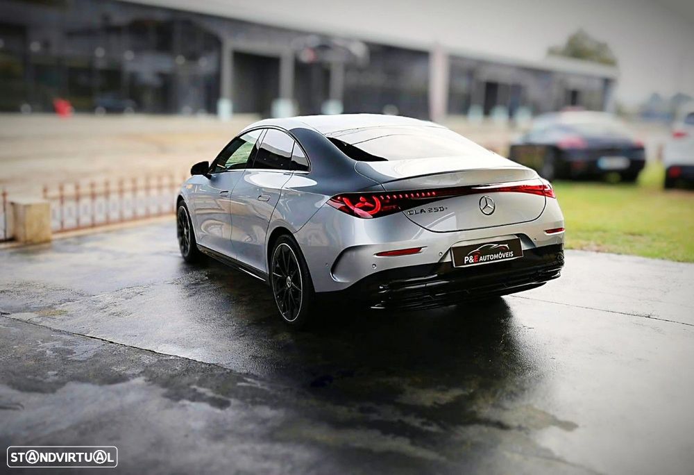 Mercedes-Benz CLA 250+ EQ - 13