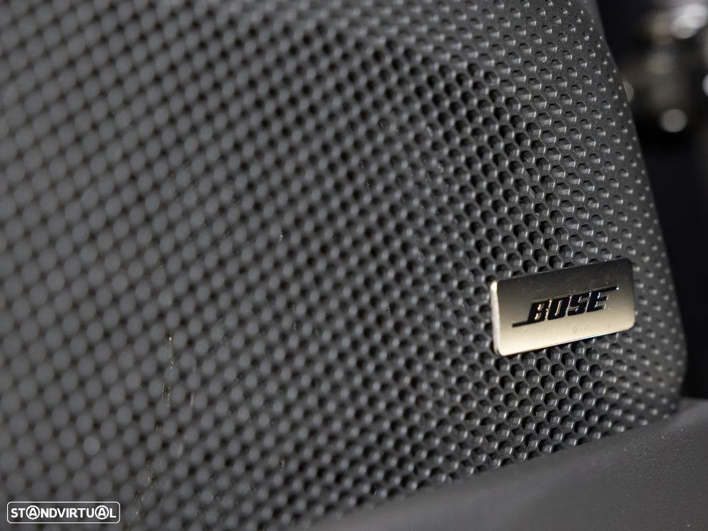 Porsche Panamera 4 E-Hybrid - 34