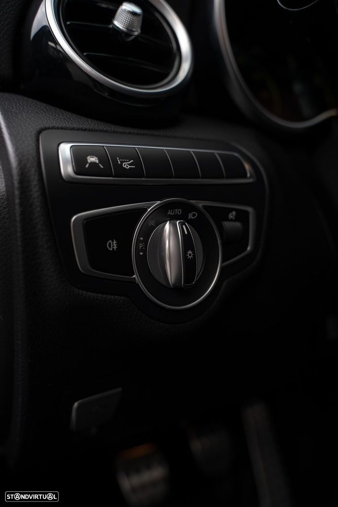 Mercedes-Benz C 200 d AMG Line - 34