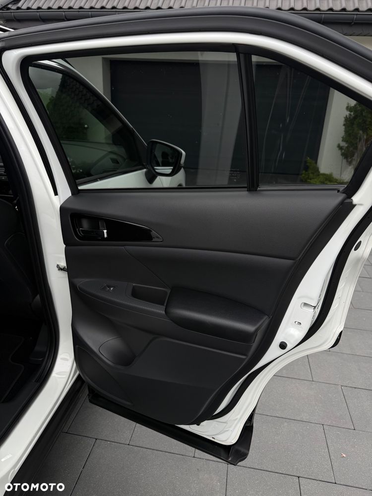 Mitsubishi Eclipse Cross 4WD Plus - 29
