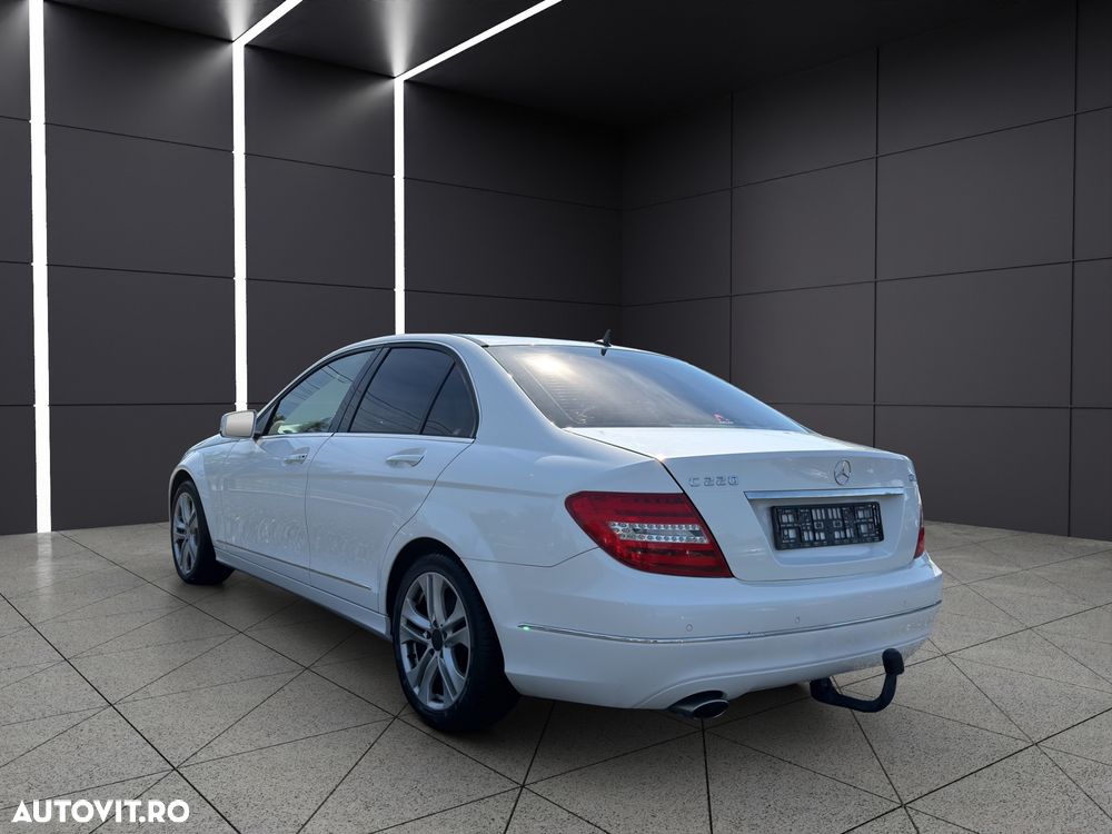 Mercedes-Benz C - 7