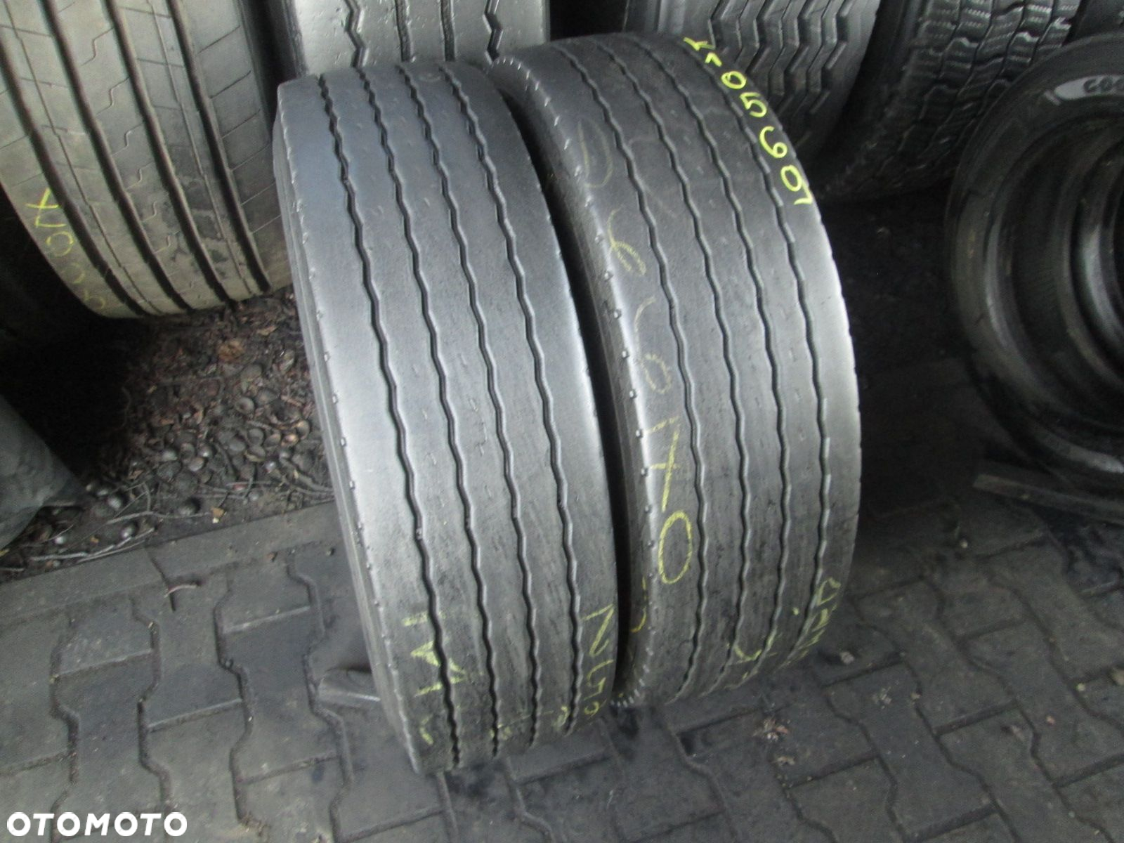 Opony ciężarowe 235/75/17.5 Starmax LH100. Opony ciężarowe - 3