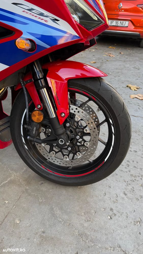 Honda CBR 650R - 2