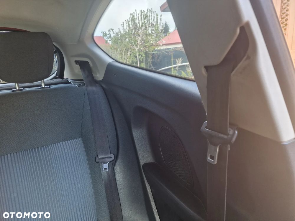 Ford Fiesta 1.25 Ambiente EU5 - 25