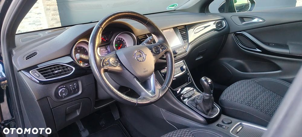 Opel Astra 1.4 Turbo Business - 16