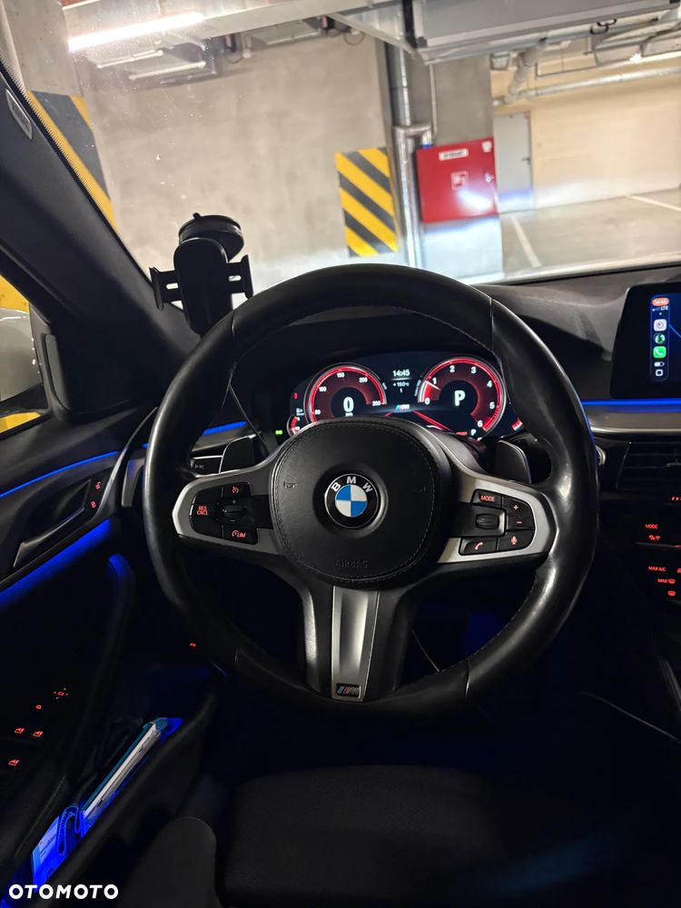 BMW Seria 5 520d xDrive MHEV M Sport sport - 12