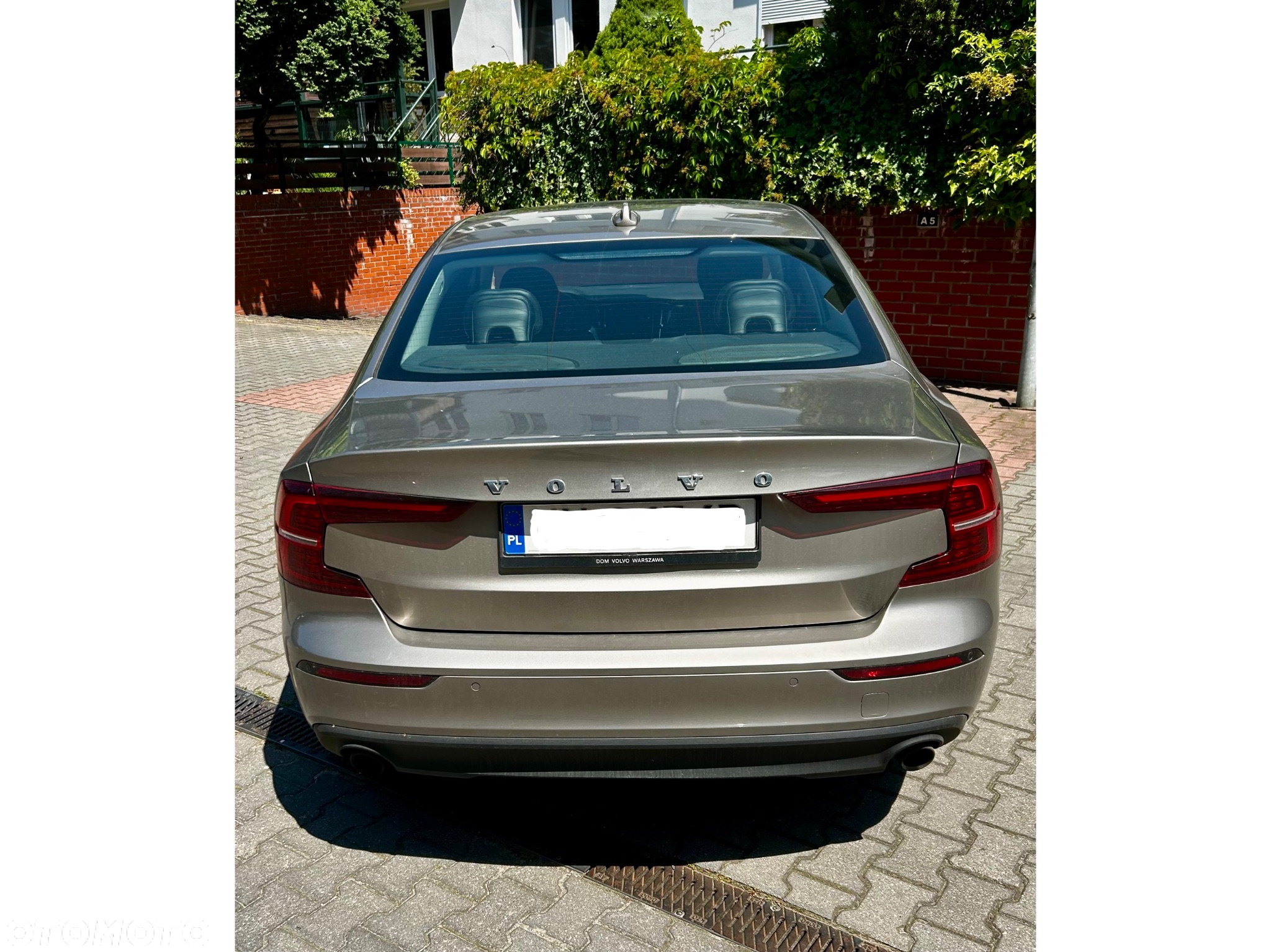 Volvo S60 T5 Momentum Pro - 4