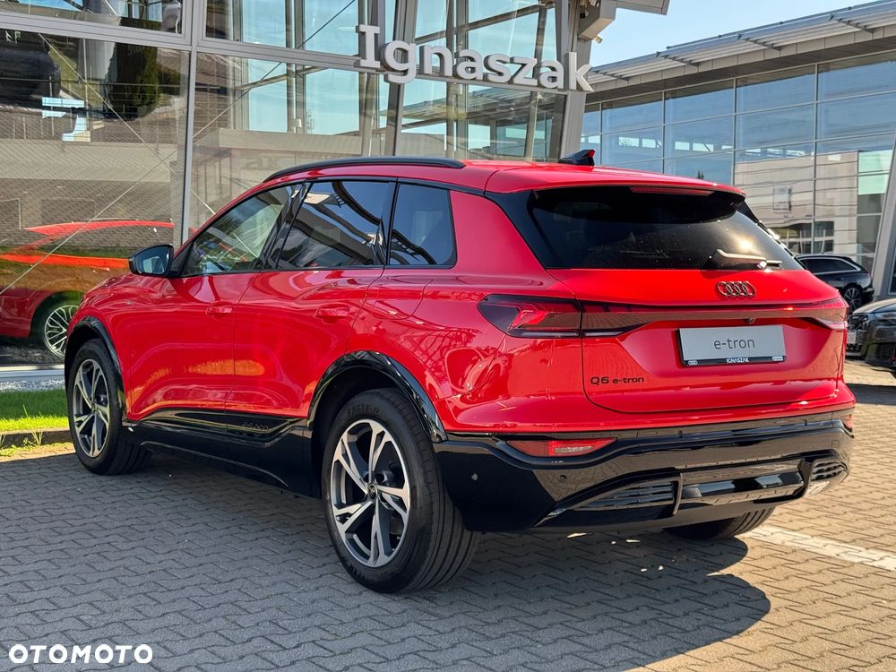 Audi Q6 e-tron - 7