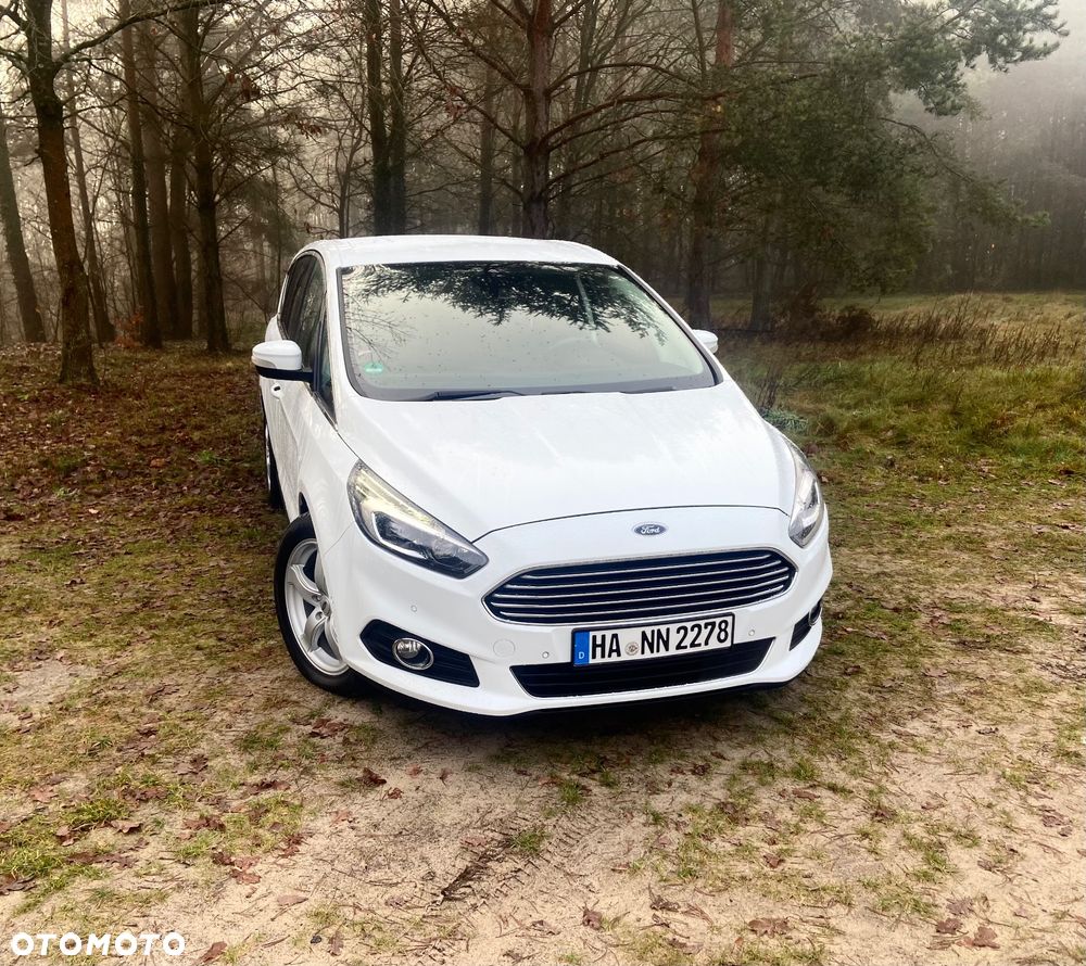 Ford S-Max 2.0 TDCi Titanium PowerShift - 6