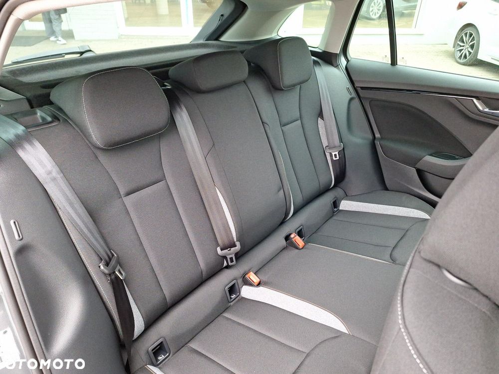 Skoda Scala 1.0 TSI Edition 130 DSG - 22