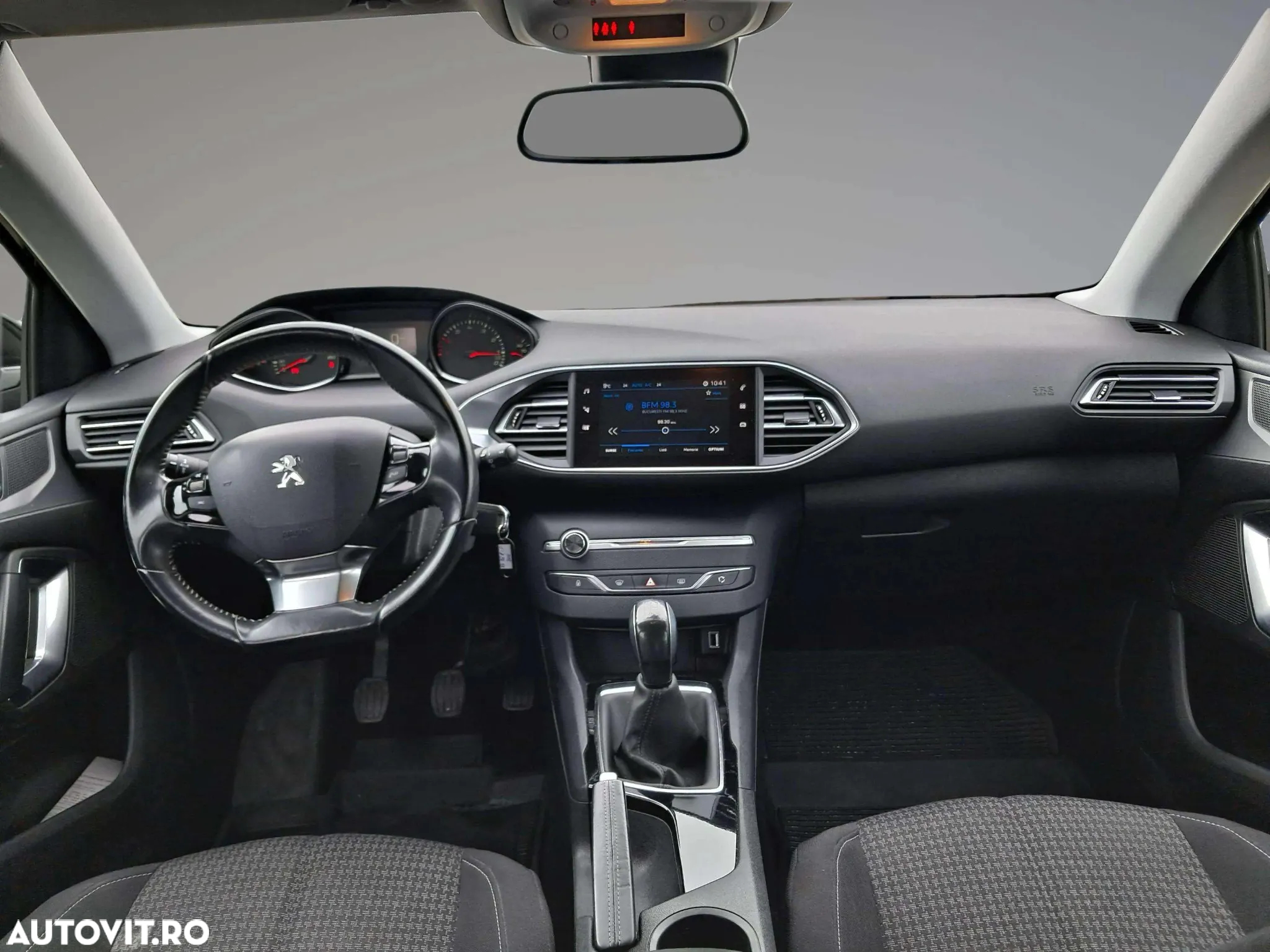 Peugeot 308 1.2 L PureTech Turbo Active - 4