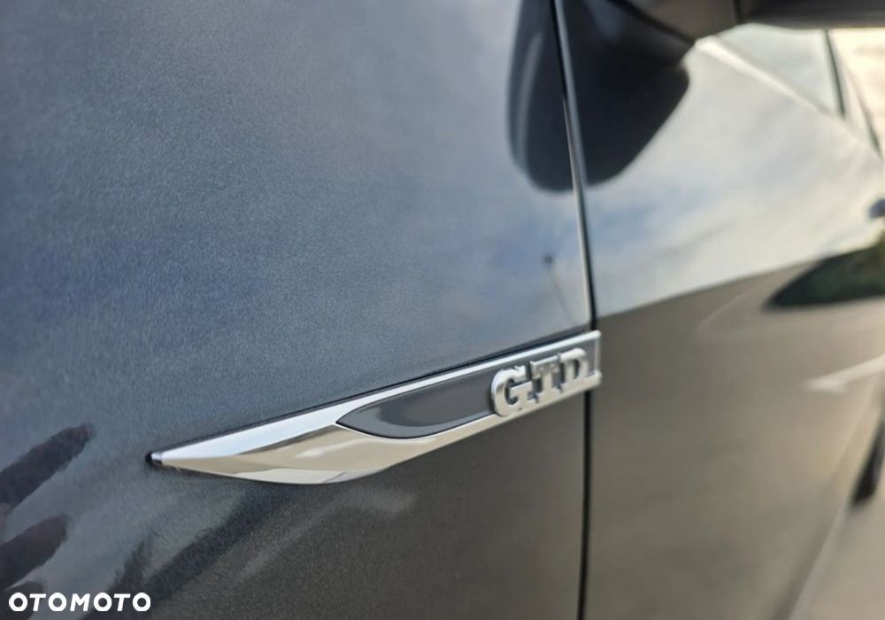 Volkswagen Golf 2.0 TDI BMT GTD - 21