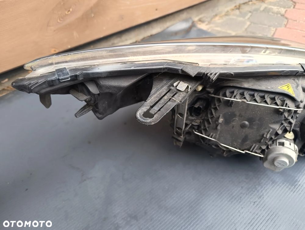 Renault Megane III MEGANE 3 lampa Xenon prawy przód 260100021R lewy przód 260606389R - 17