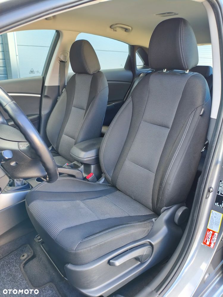 Hyundai i30 1.6 CRDI Trend - 10