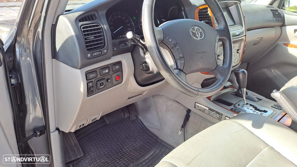 Toyota Land Cruiser 4.2 D CA - 38