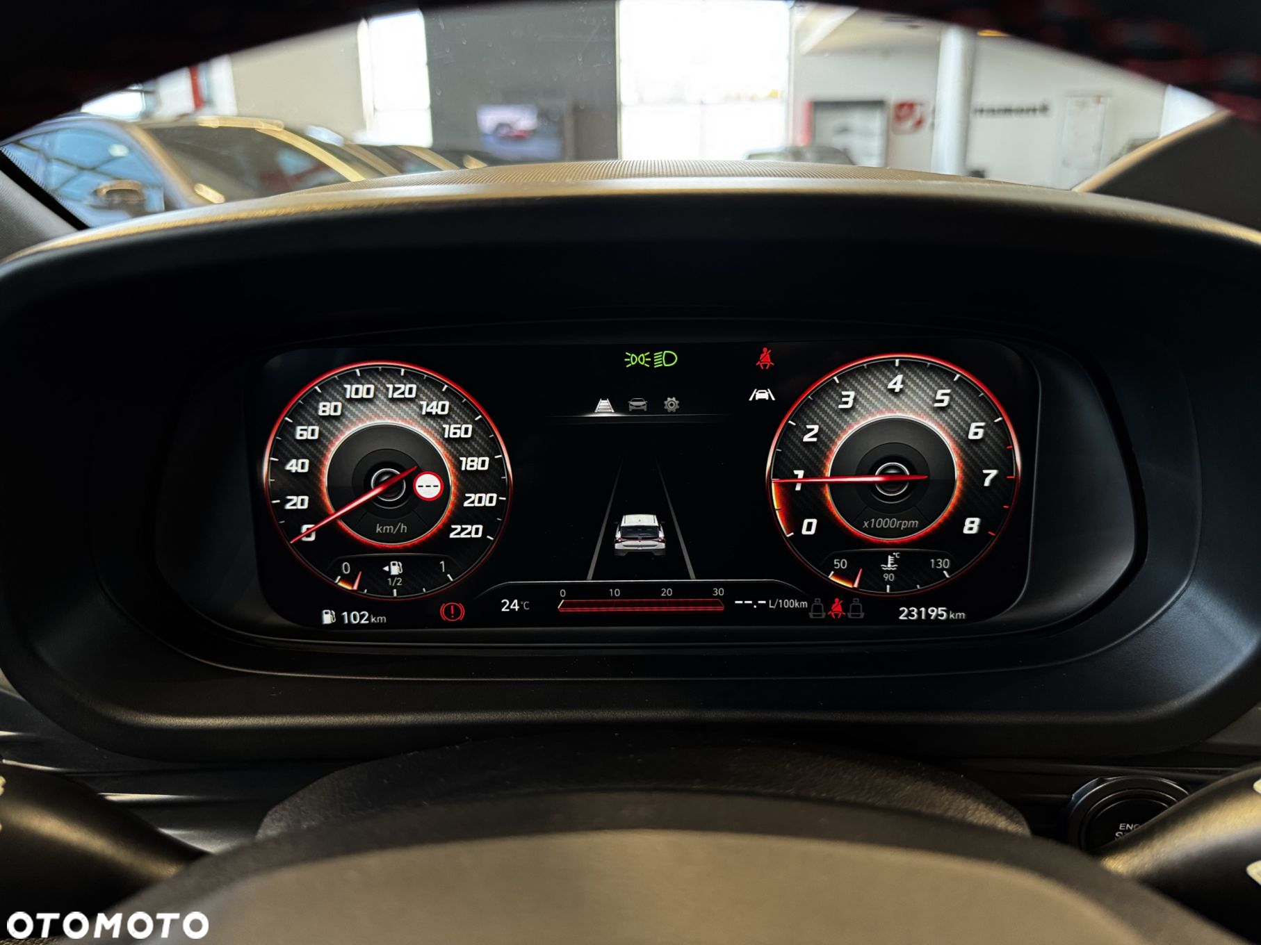 Hyundai i20 - 24
