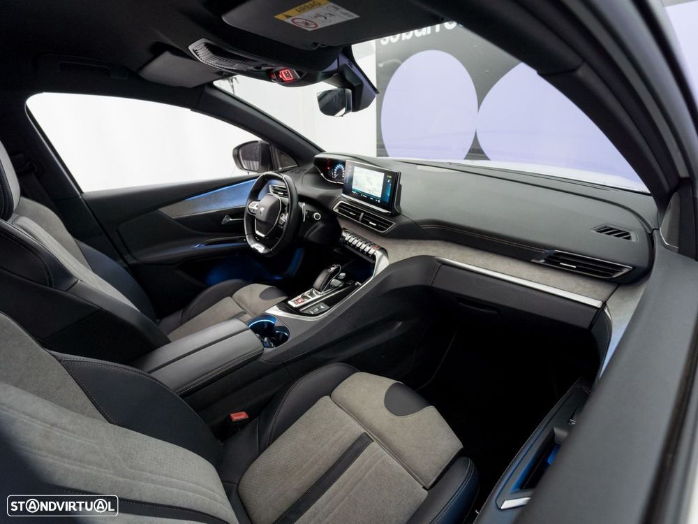 Peugeot 3008 1.6 Hybrid GT Pack e-EAT8 - 39