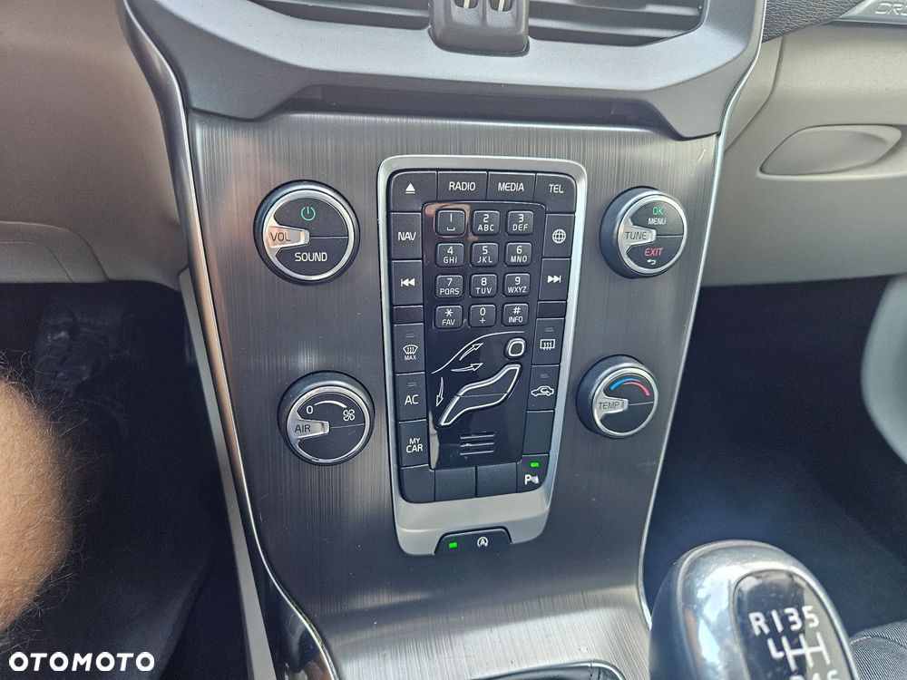 Volvo V40 Cross Country D2 - 23