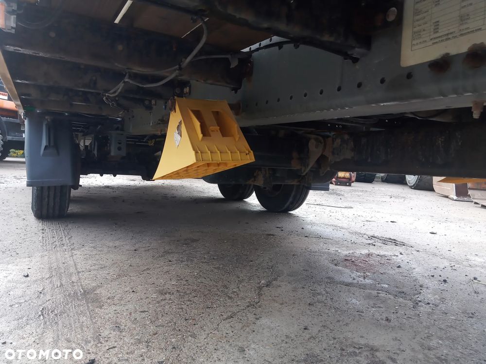 Müller-Mitteltal Niskopodwozia 11000 kg Najazdy z Niemiec - 8