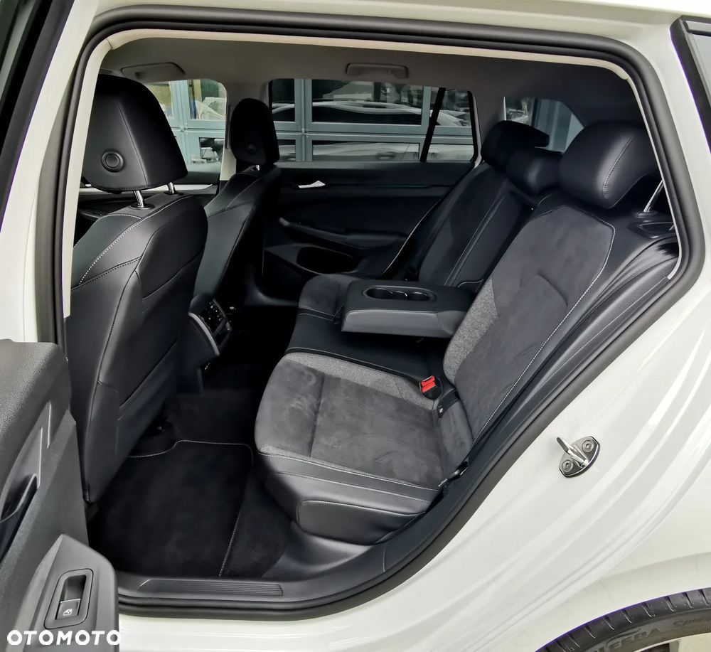 Volkswagen Golf 1.5 TSI EVO Style - 7