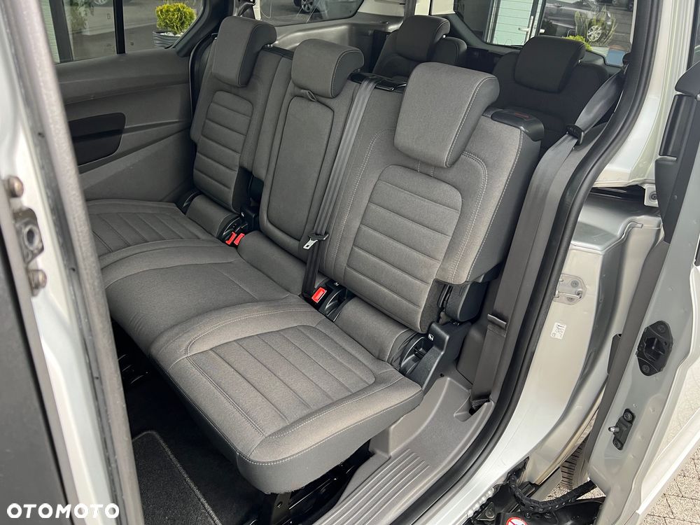 Ford Tourneo Connect Grand - 25