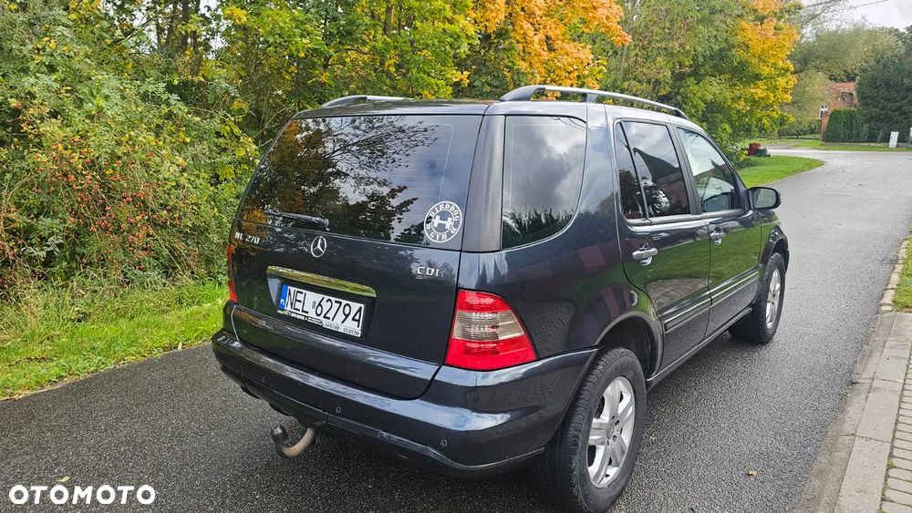 Mercedes-Benz ML - 17