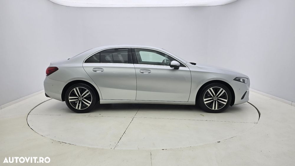 Mercedes-Benz A - 5
