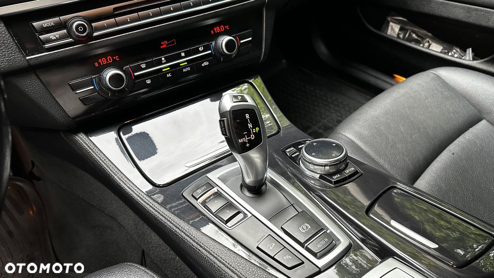 BMW Seria 5 - 25