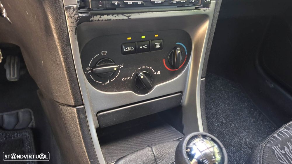 Peugeot 307 1.6 16V XT - 9