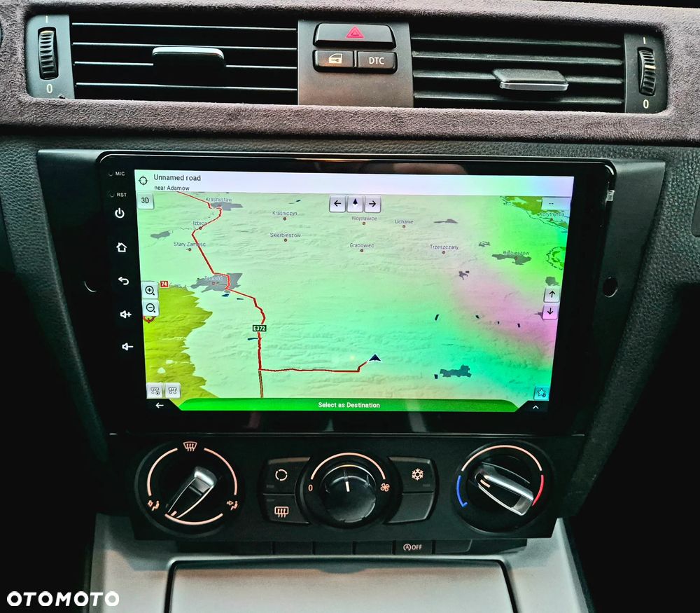 BMW Seria 3 318i Touring - 12