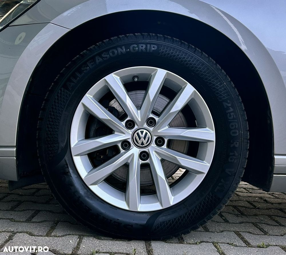 Volkswagen Passat - 31