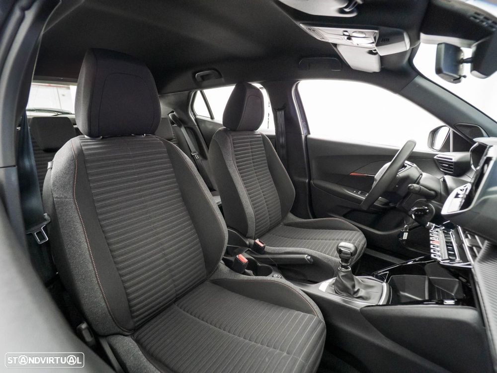 Peugeot 2008 1.2 PureTech Active Pack - 33