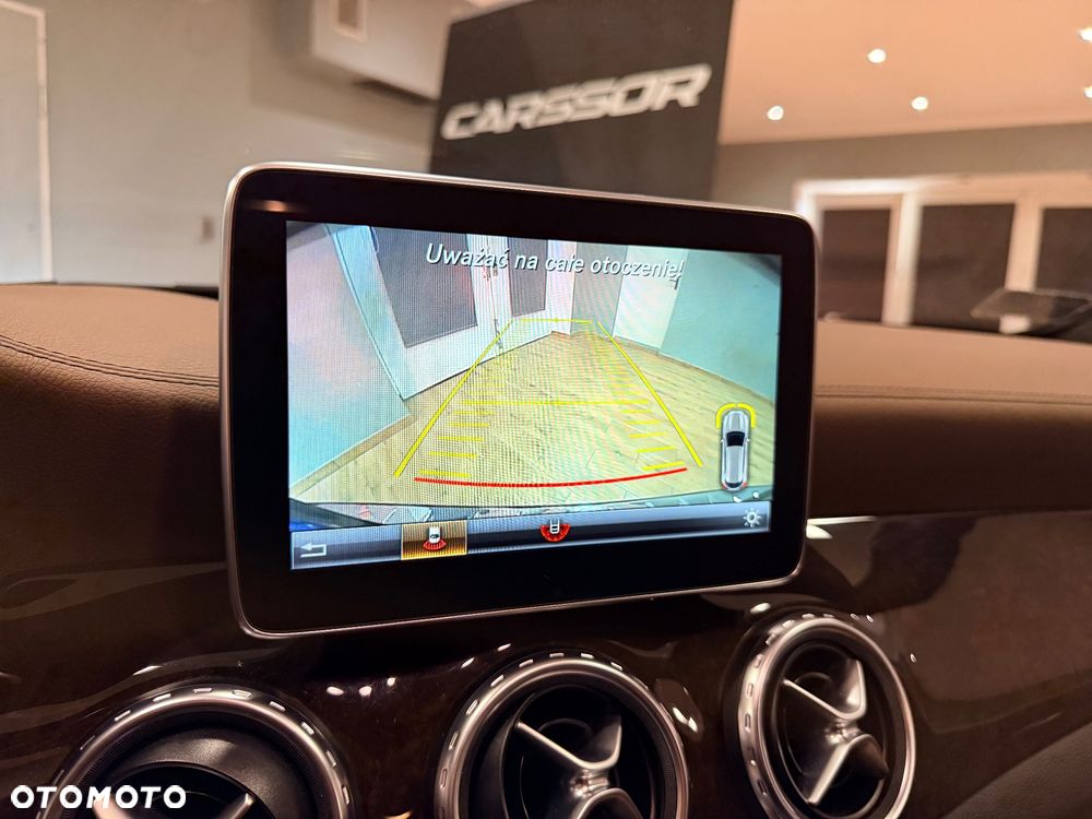 Mercedes-Benz GLA 250 4Matic 7G-DCT Activity Edition - 13