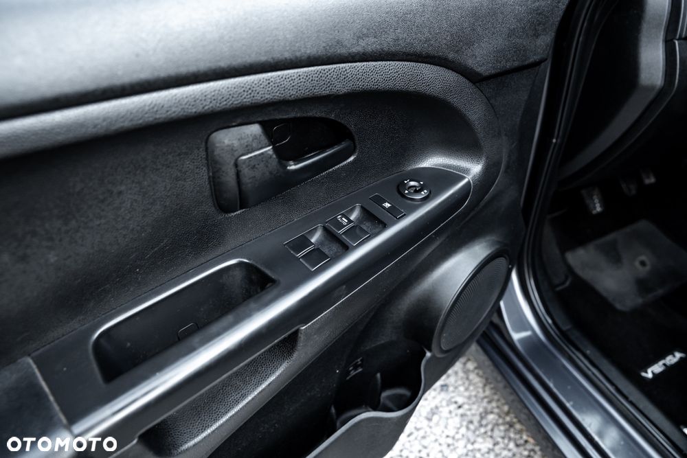 Kia Venga 1.6 CVVT Vision - 18